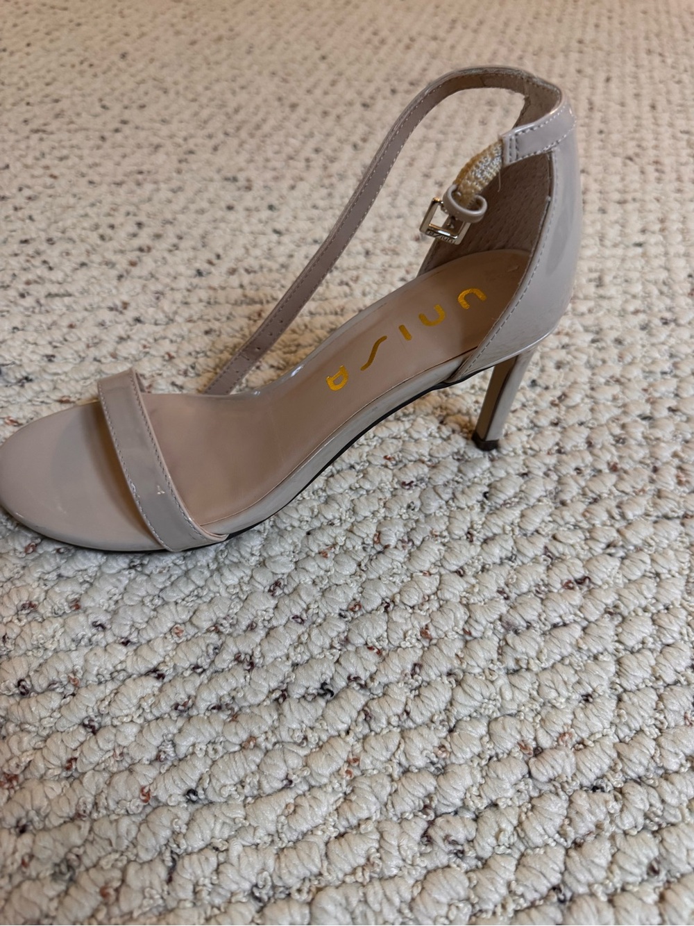 Unisa Women's Nude Patent Ankle-Strap Sandals New! 0101 - Picture 3 of 3